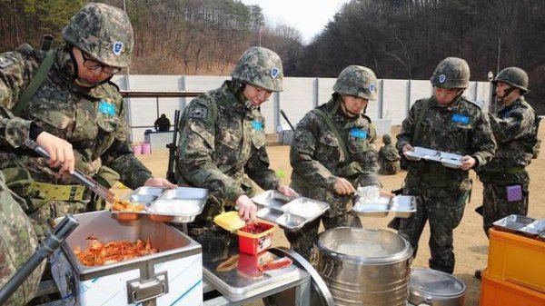 买球下单平台他捏戟前对部队伙食挺系念的-正规赌足球的软件(中国)官方网站ios/安卓通用版/app下载